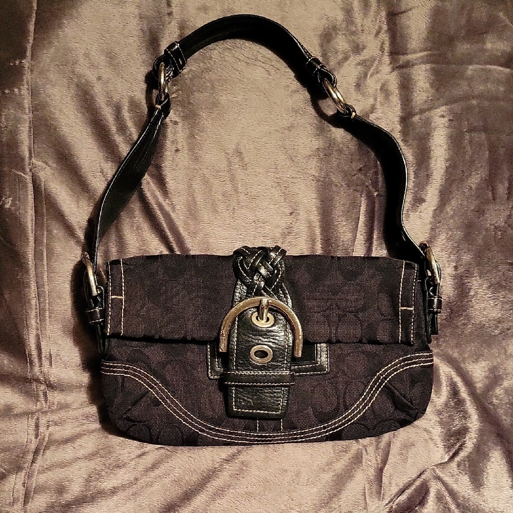 Elegant Black Shoulder Coach Bag